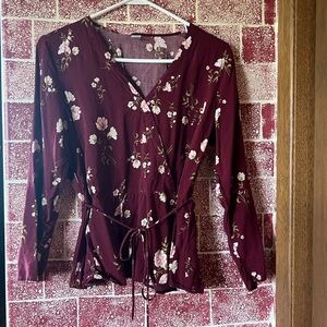 Old Navy Long Sleeve Floral Blouse